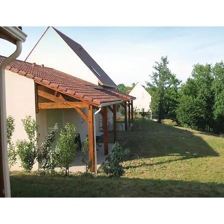 Three-bedroom Holiday In *